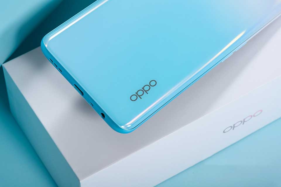 OPPO A52