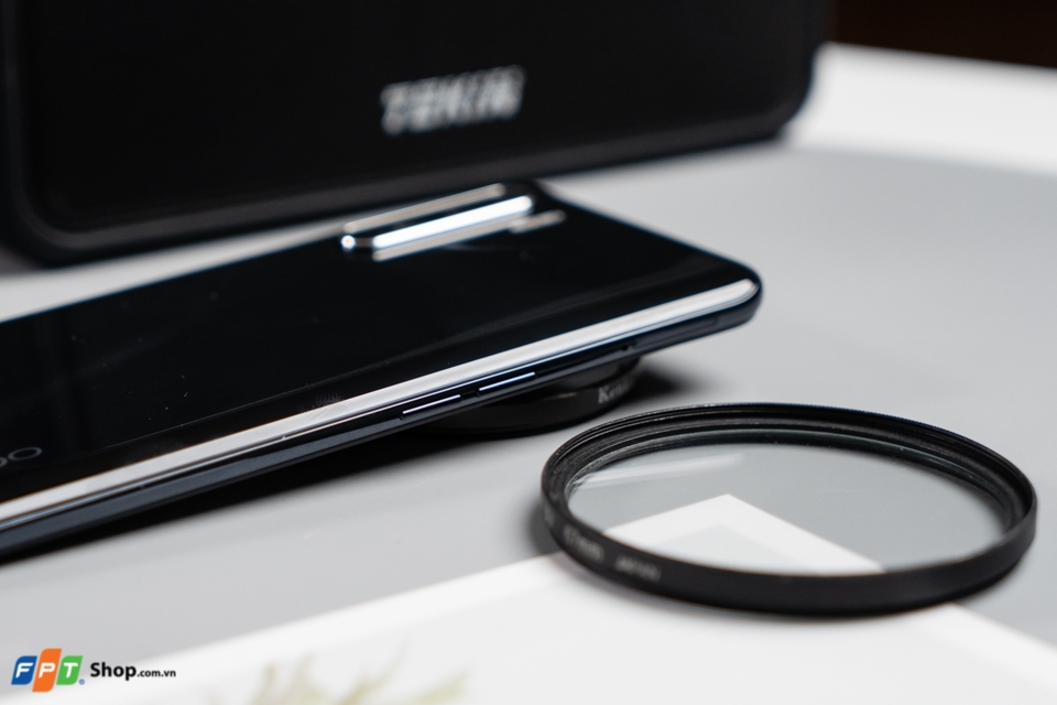 OPPO Reno3