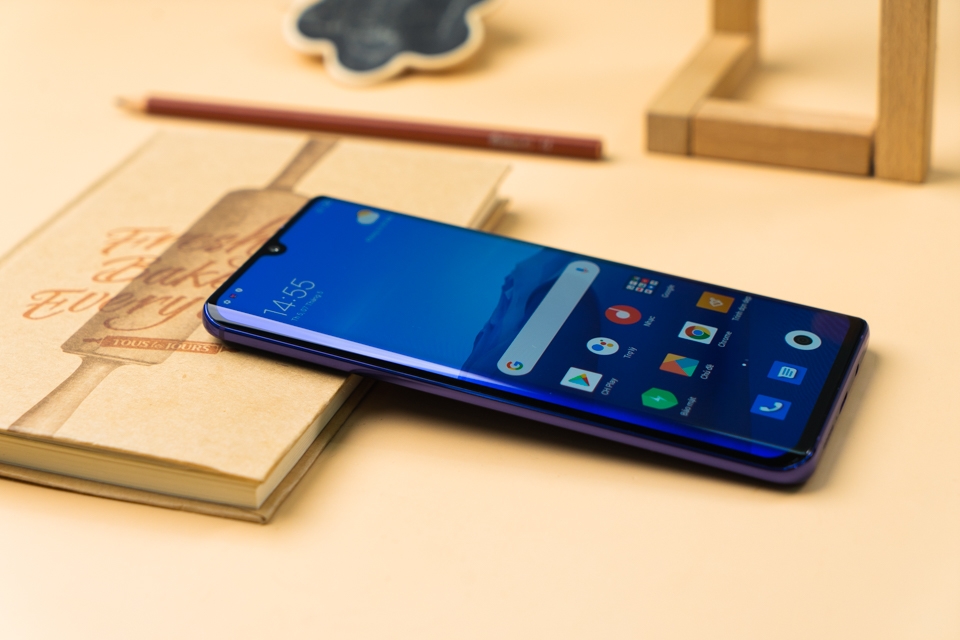 trên tay nhanh Mi Note 10 Lite