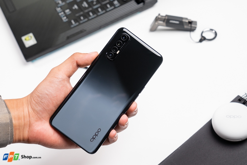 OPPO Reno3 Pro