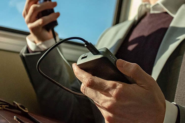 Pin sạc dự phòng có được mang lên máy bay không (Ảnh 2)