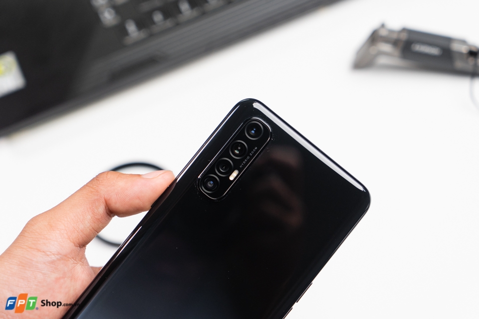 OPPO Reno3 Pro