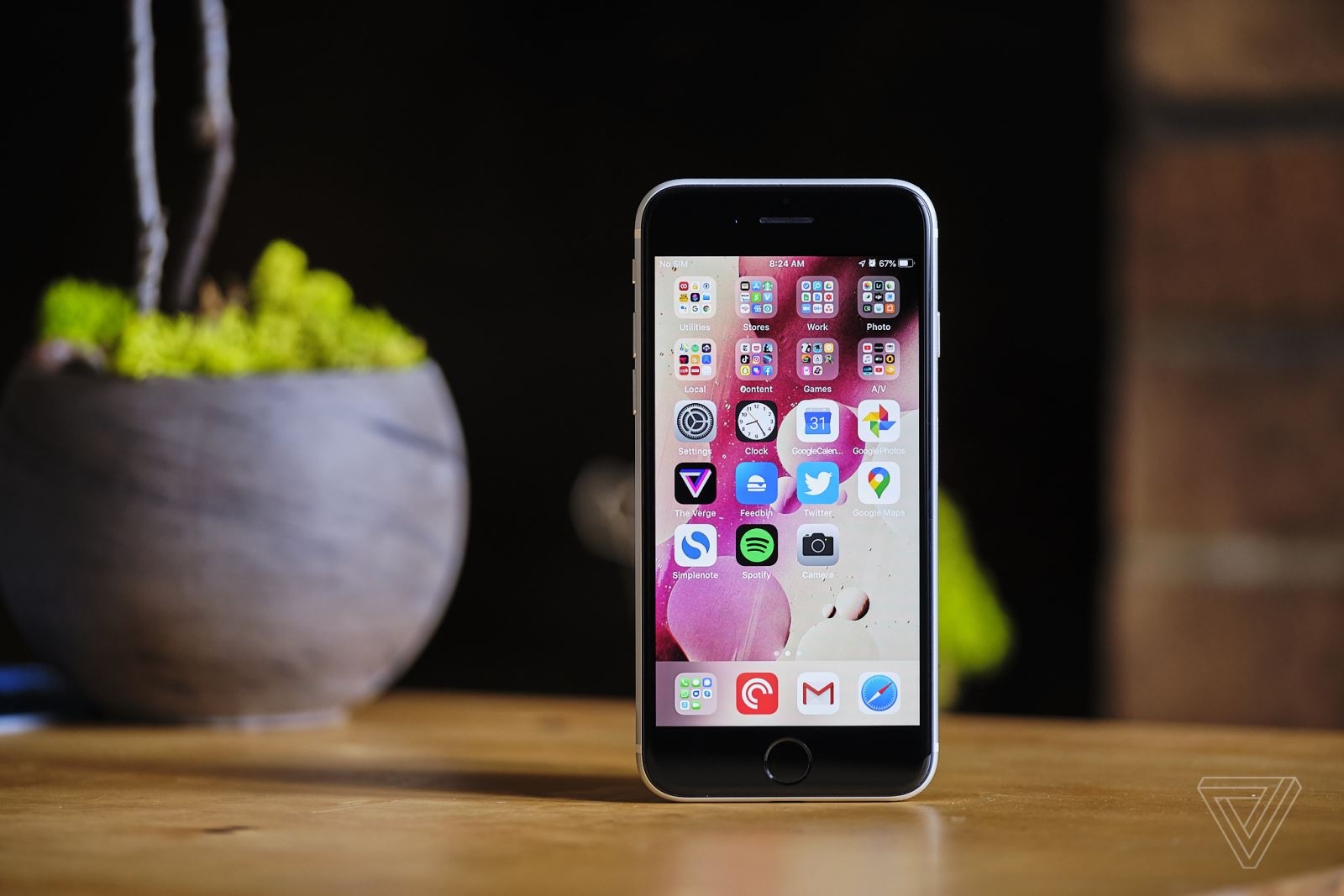Top những lý do khiến iPhone SE 2020 thành công lớn Top những lý do khiến iPhone SE 2020 thành công lớn