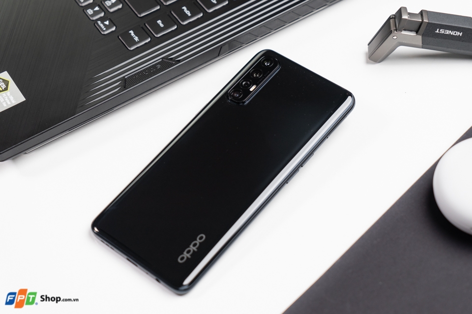 OPPO Reno3 Pro