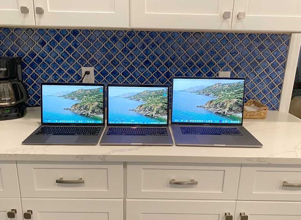 MacBook của Apple