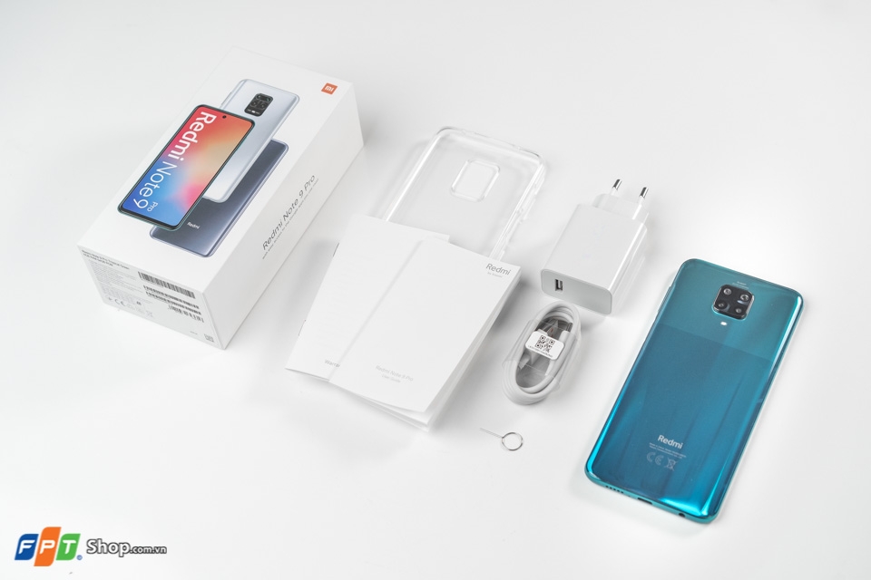 Trên tay nhanh Redmi Note 9 Pro