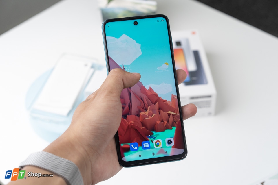 Trên tay nhanh Redmi Note 9 Pro