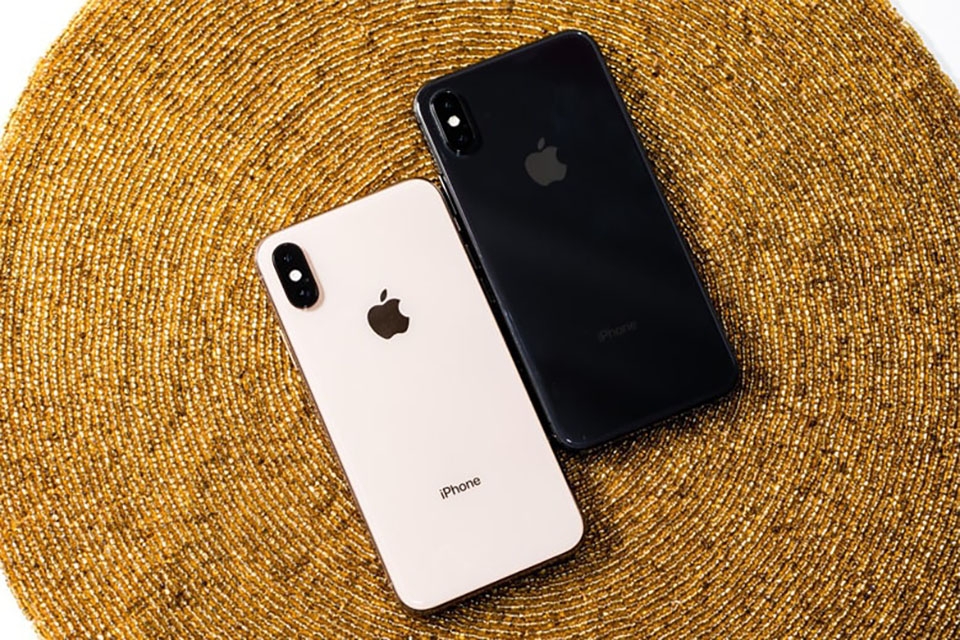 iPhone XS (ảnh 1) iPhone XS (ảnh 1)