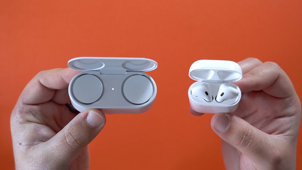 So sánh Surface Ear và Apple AirPods (ảnh 6) So sánh Surface Ear và Apple AirPods (ảnh 6)