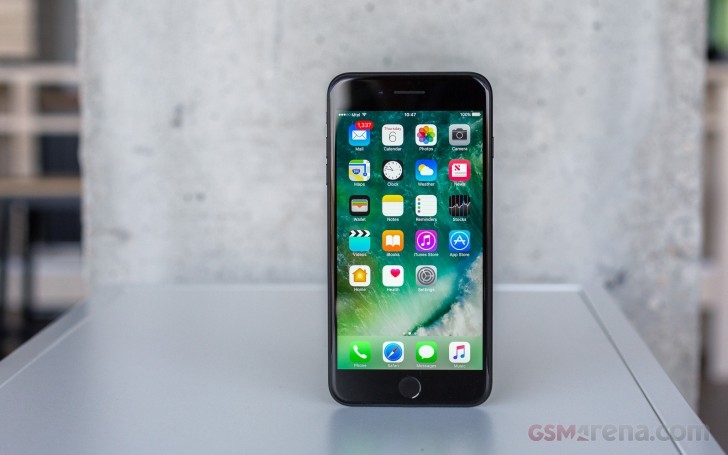 iPhone 7 Plus iPhone 7 Plus