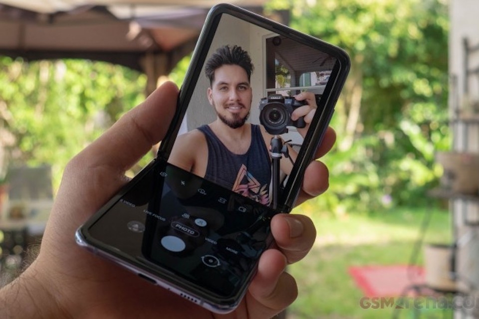 Camera Galaxy Z Flip