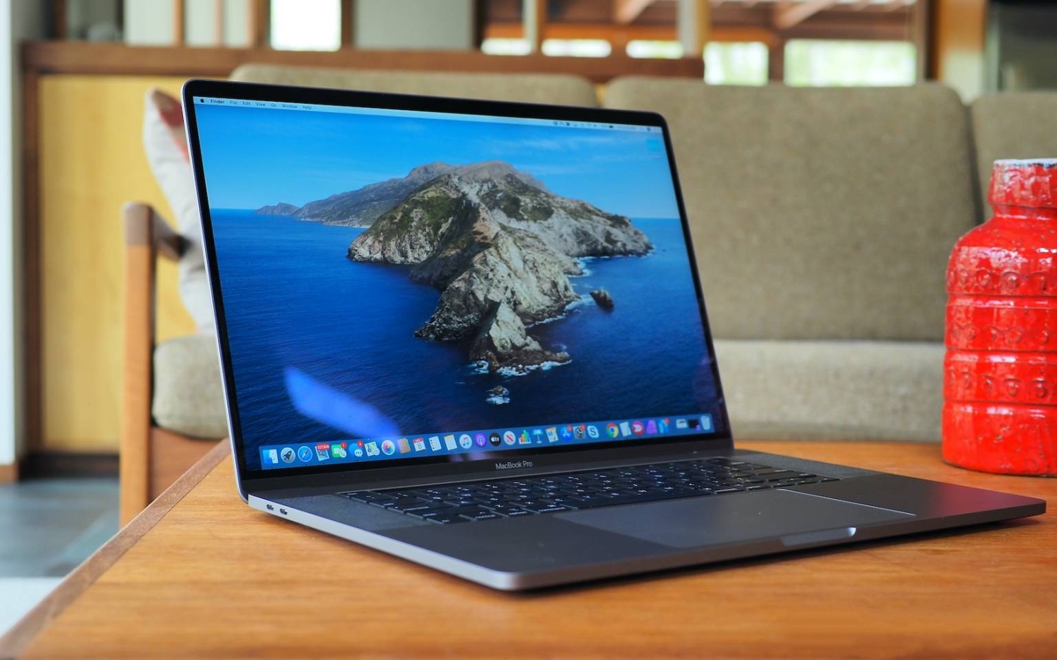 Có nên mua MacBook với bộ nhớ lưu trữ là 256GB? Có nên mua MacBook với bộ nhớ lưu trữ là 256GB?