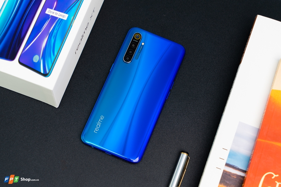 Realme XT