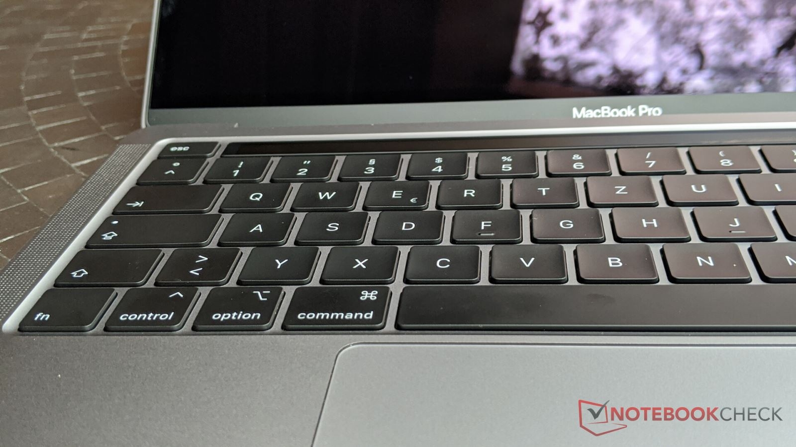 Đánh giá MacBook Pro 13 2020 2