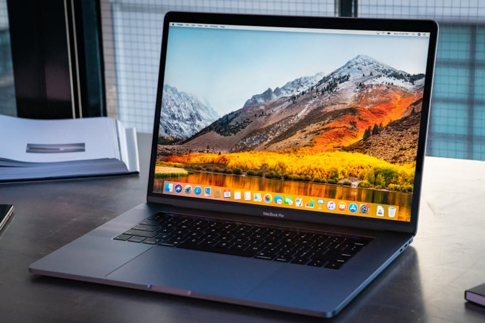 MacBook Pro ARM