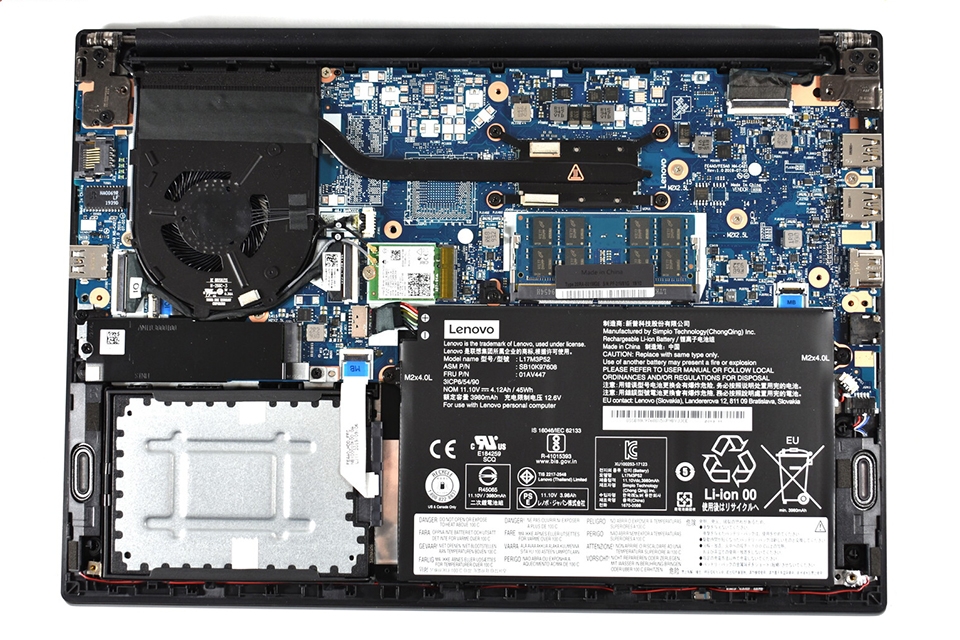Trên tay Lenovo ThinkPad E14