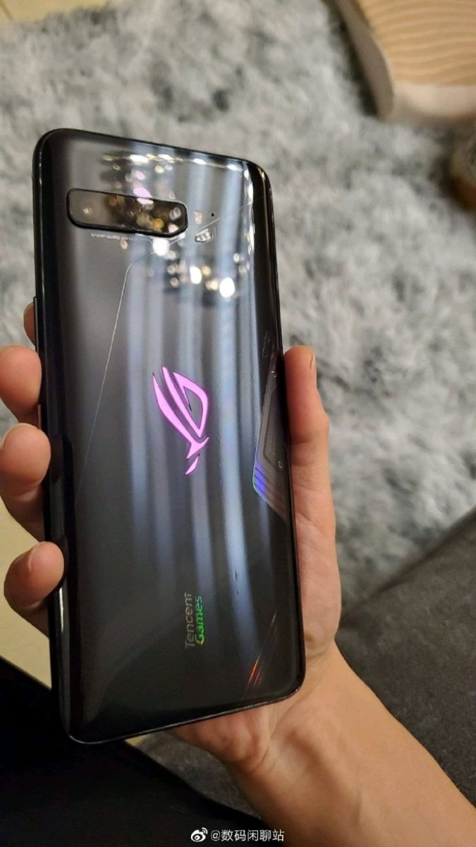 ASUS ROG Phone 3 ASUS ROG Phone 3