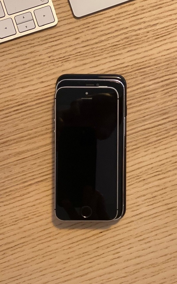 iPhone 12