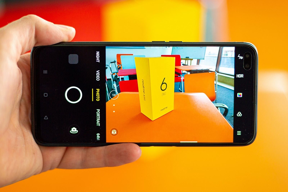 Realme 6 Pro (ảnh 1) Realme 6 Pro (ảnh 1)