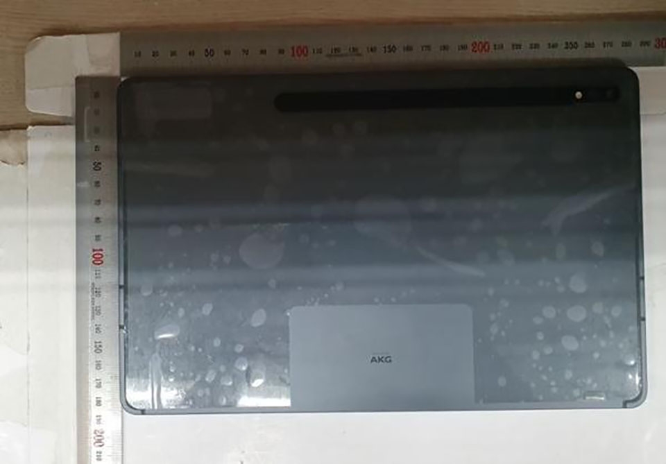 Ảnh thực tế Galaxy Tab S7+ (ảnh 3) Ảnh thực tế Galaxy Tab S7+ (ảnh 3)