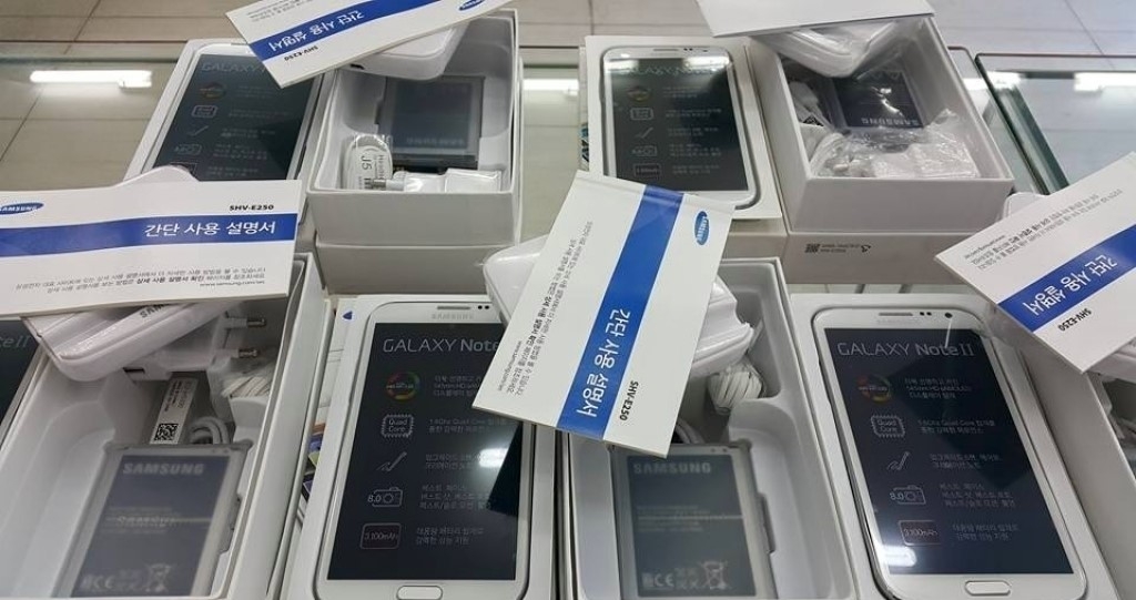 điện thoại xách tay là gì