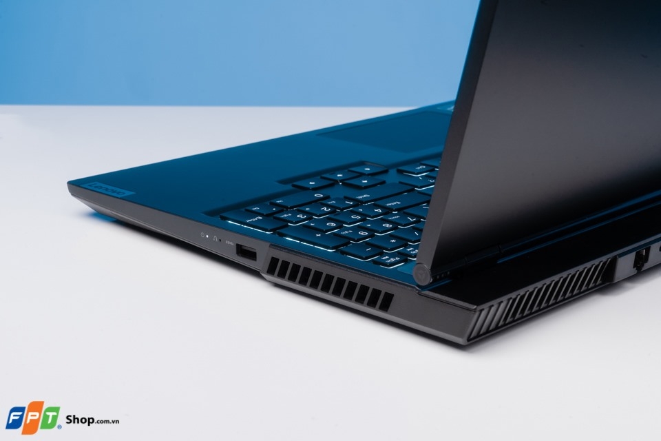 Trên tay Lenovo Legion 5: Laptop gaming đáng mua nhất tầm giá 20 triệu đồng?