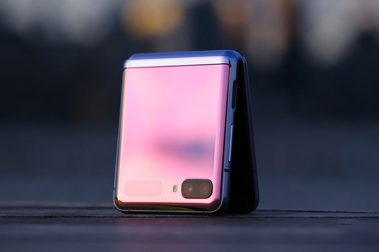 Mời tải về trước bộ hình nền của Samsung Galaxy Z Flip 5G 1