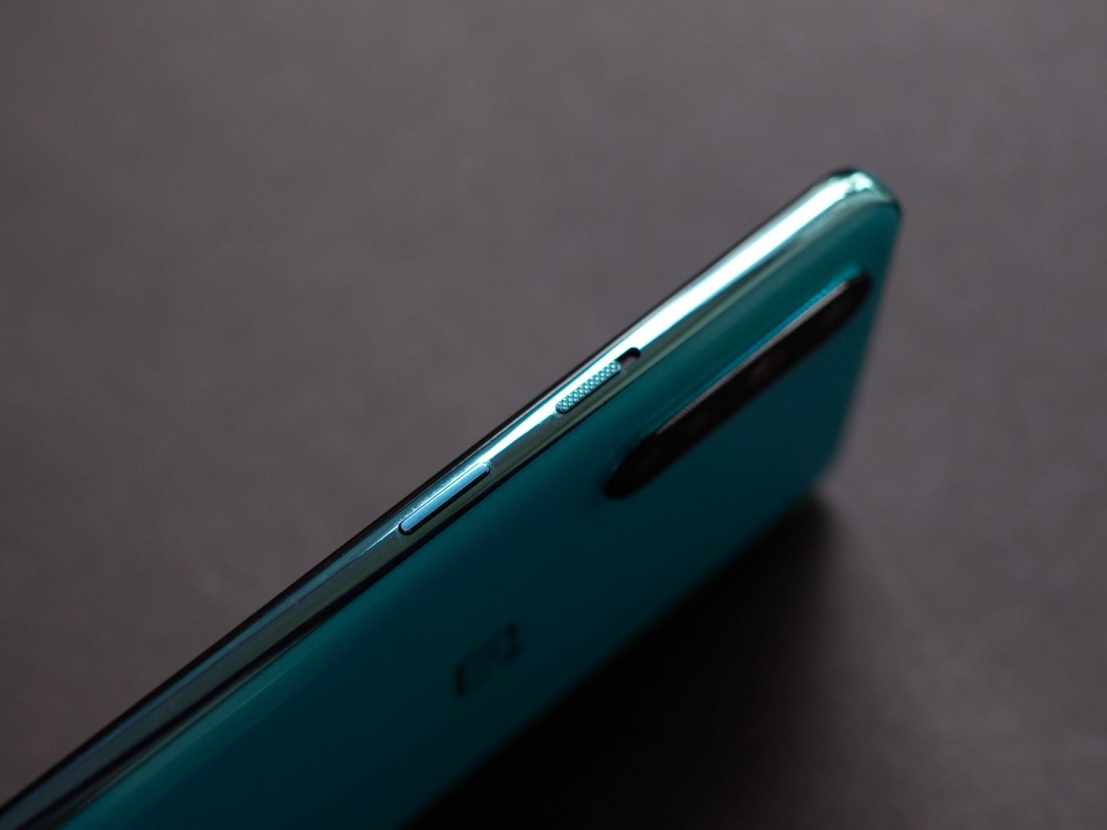Trên tay đánh giá nhanh OnePlus Nord vừa ra mắt