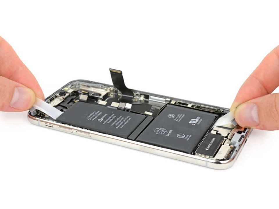 Apple đang đối mặt với cuộc điều tra vì làm chậm iPhone cũ