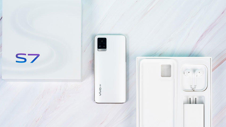 Vivo S7