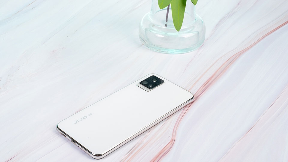 Vivo S7