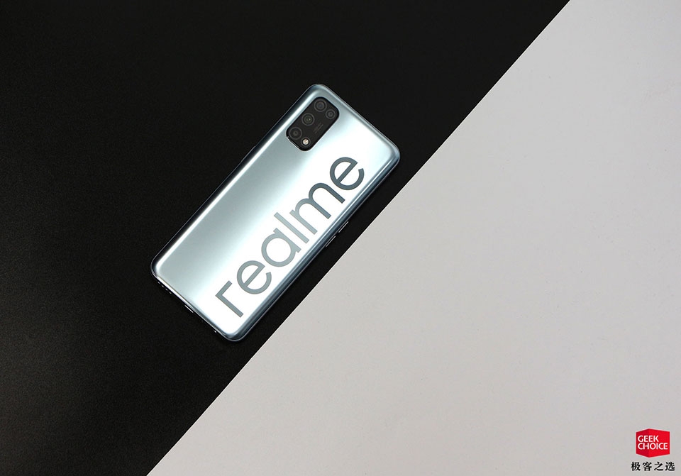 Realme V5