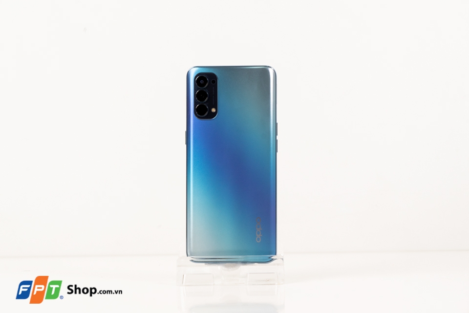 OPPO Reno4