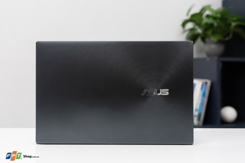 Trên tay Asus Zenbook 14 UM425IA