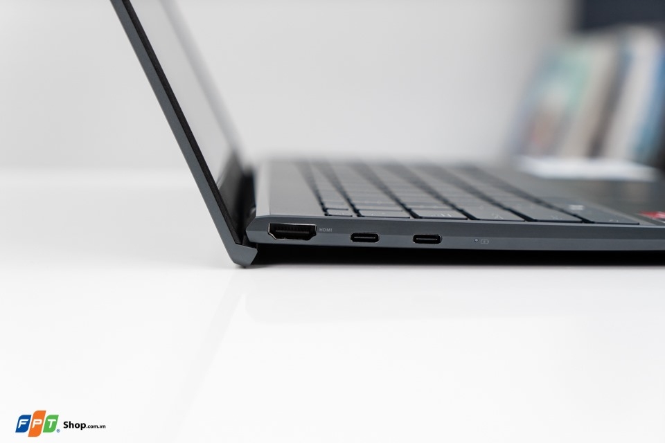 Trên tay Asus Zenbook 14 UM425IA