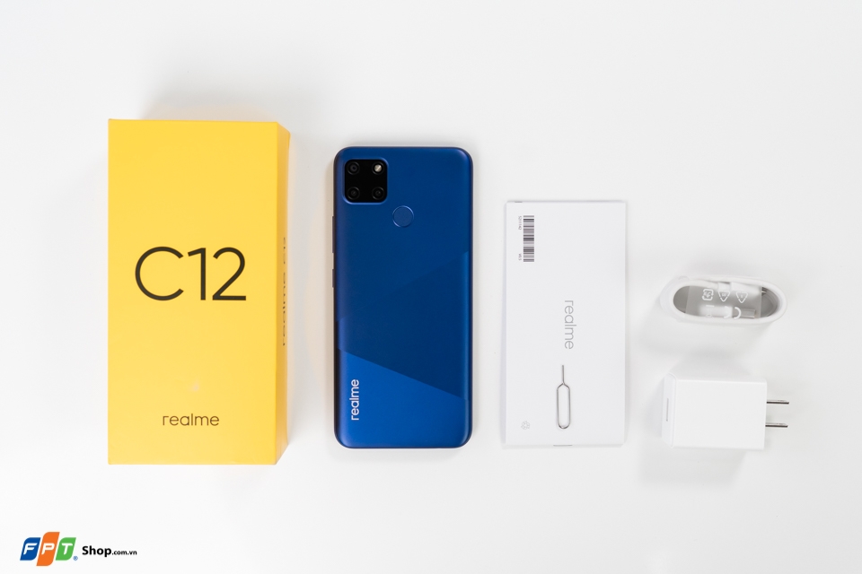 Realme C12