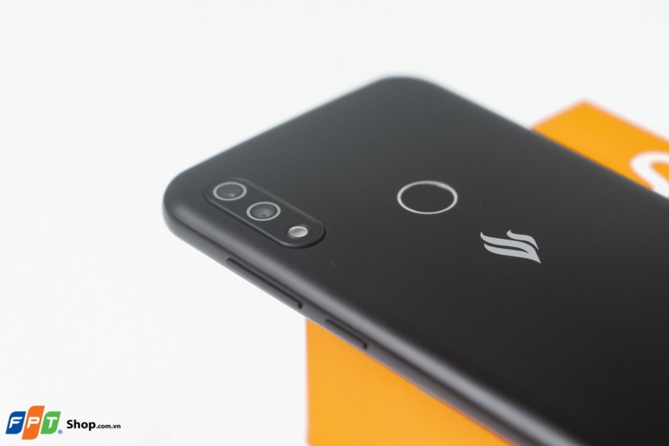 Trên tay Vsmart Star 4: Thiết kế đơn giản, nhỏ gọn, giá siêu rẻ