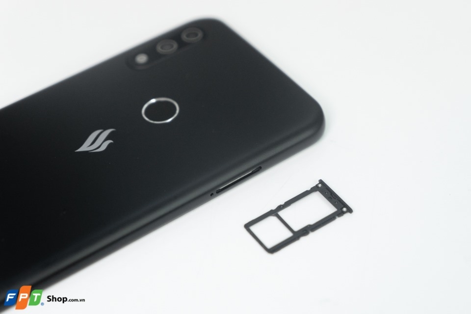 Trên tay Vsmart Star 4: Thiết kế đơn giản, nhỏ gọn, giá siêu rẻ