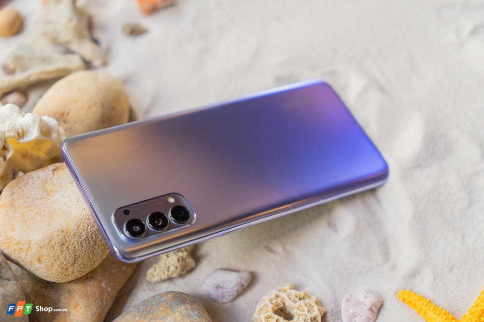 OPPO Reno4