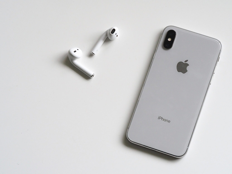 AirPods AirPods