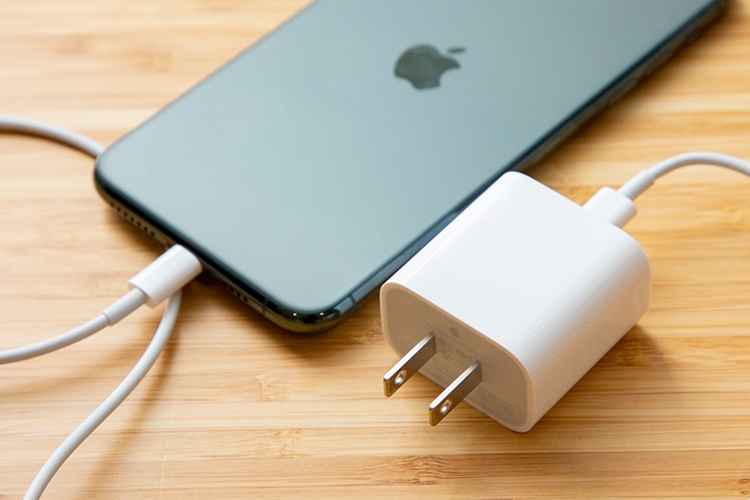 Những điều thú vị về bộ sạc iPhone có thể bạn chưa biết 2