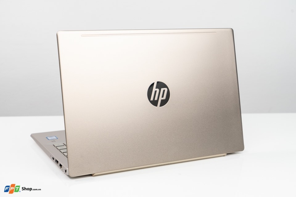 HP Pavilion 14-ce3018TU HP Pavilion 14-ce3018TU