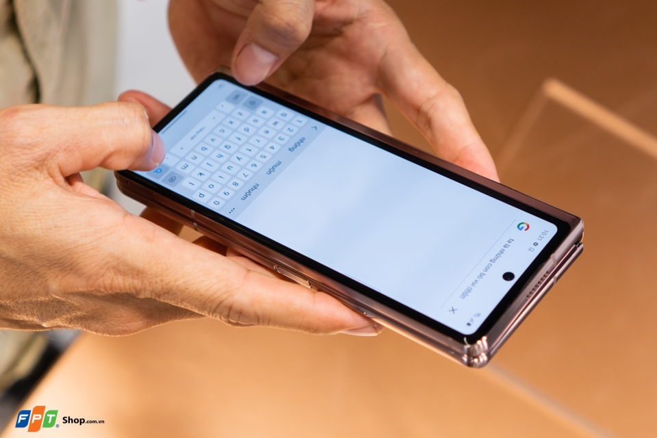 Samsung Galaxy Z Fold 2 5G