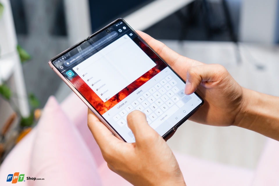Samsung Galaxy Z Fold 2 5G