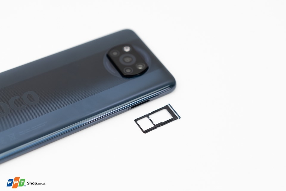 Trên tay Poco X3 NFC tại Việt Nam