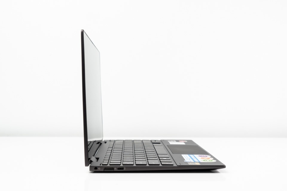 Trên tay laptop HP Envy x360 13 (2020)