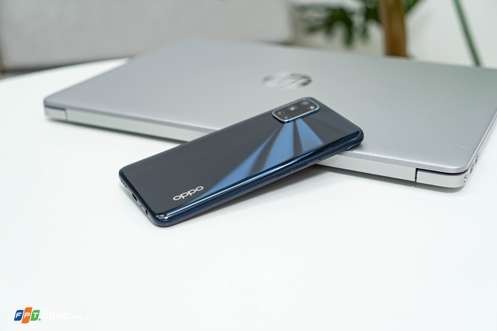 OPPO A52