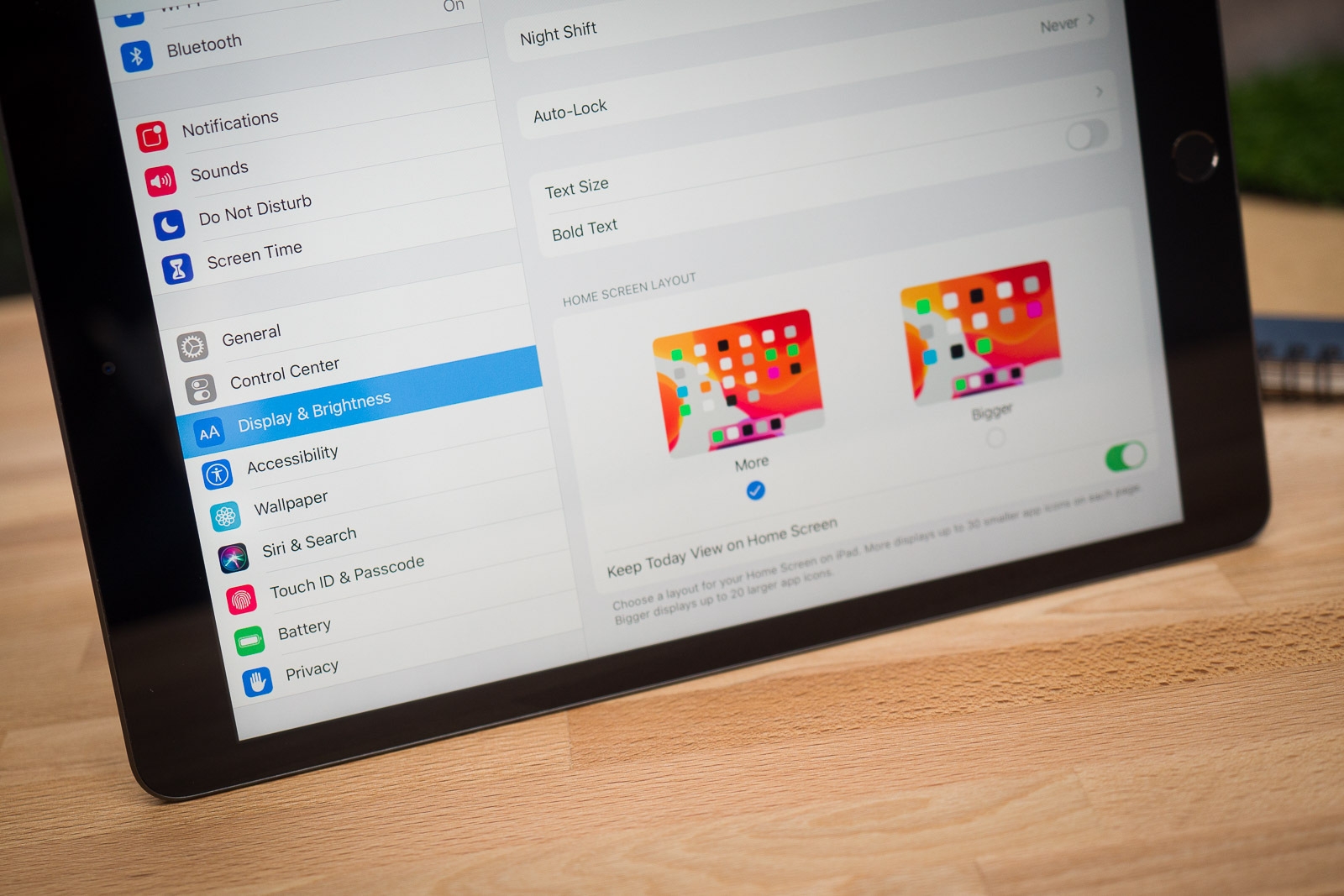 màn hình hiển thị iPad 8 và iPad 7