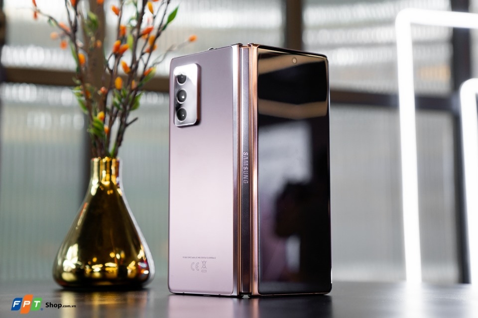 Hết hàng quá nhanh trong đợt đầu, Samsung Galaxy Z Fold2 mở bán đợt 2 tại Việt Nam với số lượng có hạn 1