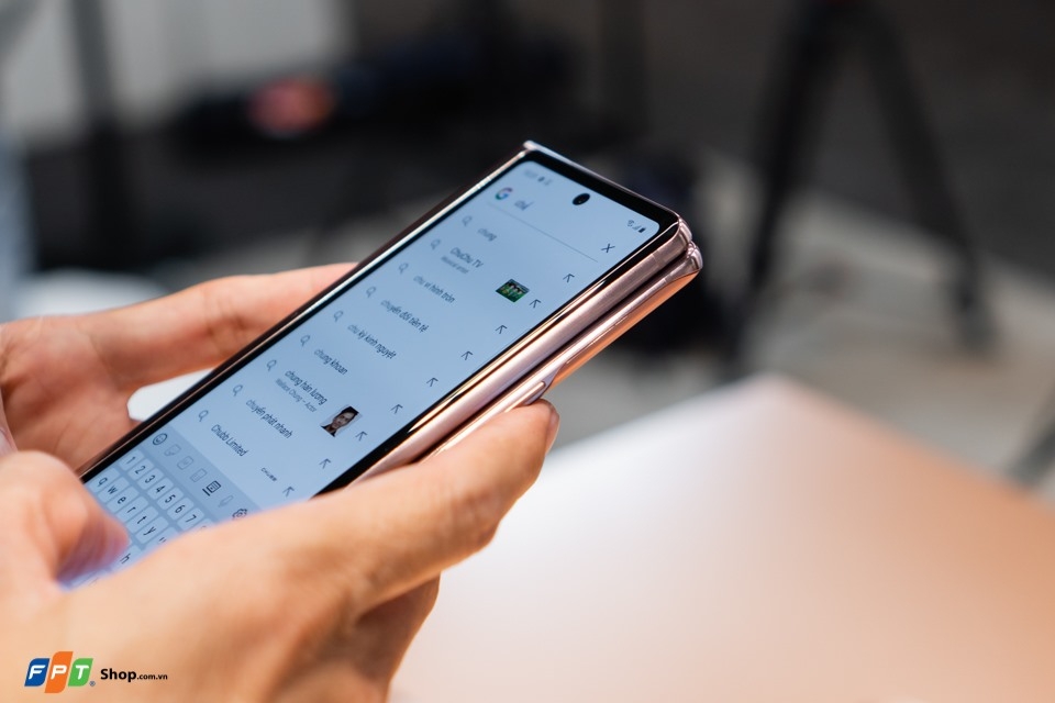 Hết hàng quá nhanh trong đợt đầu, Samsung Galaxy Z Fold2 mở bán đợt 2 tại Việt Nam với số lượng có hạn 3